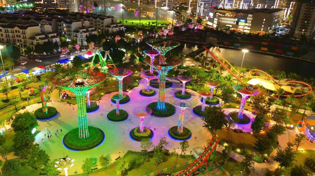 Bán gấp căn 2pn 60m² đẹp nhất phân khu glory heights hướng đn view đối diện nội khu giá 3,68 tỷ btp