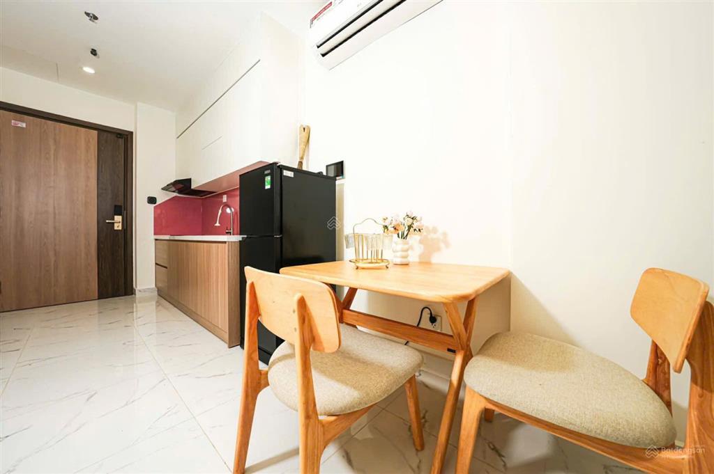 Bán căn hộ studio full nội thất đang có hợp đồng thuê | phù hợp đầu tư giá 2,12 bao hết thuế phí !