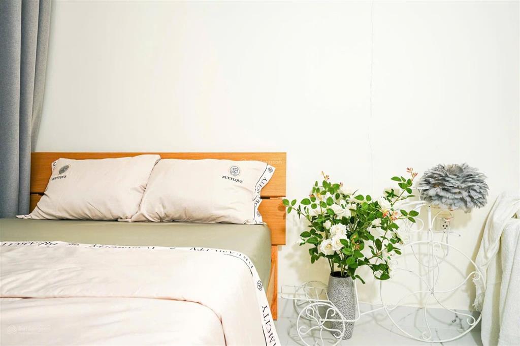 Bán căn hộ studio full nội thất đang có hợp đồng thuê | phù hợp đầu tư giá 2,12 bao hết thuế phí !