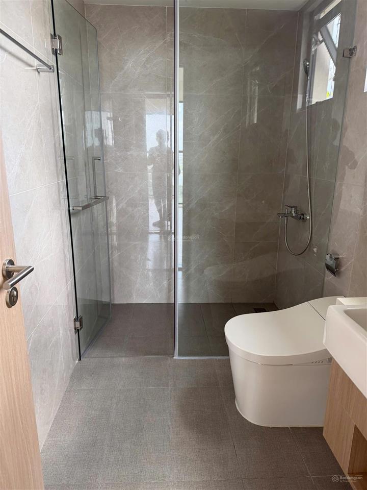 Cắt lỗ ~1,8 tỷ bán gấp 2pn 74m2 lumiere boulevard nhà mới 100% view sông mát mẻ | giá 5,1 tỷ all in