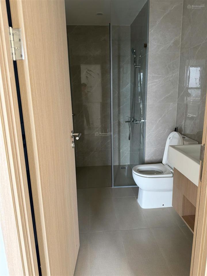 Cắt lỗ ~1,8 tỷ bán gấp 2pn 74m2 lumiere boulevard nhà mới 100% view sông mát mẻ | giá 5,1 tỷ all in