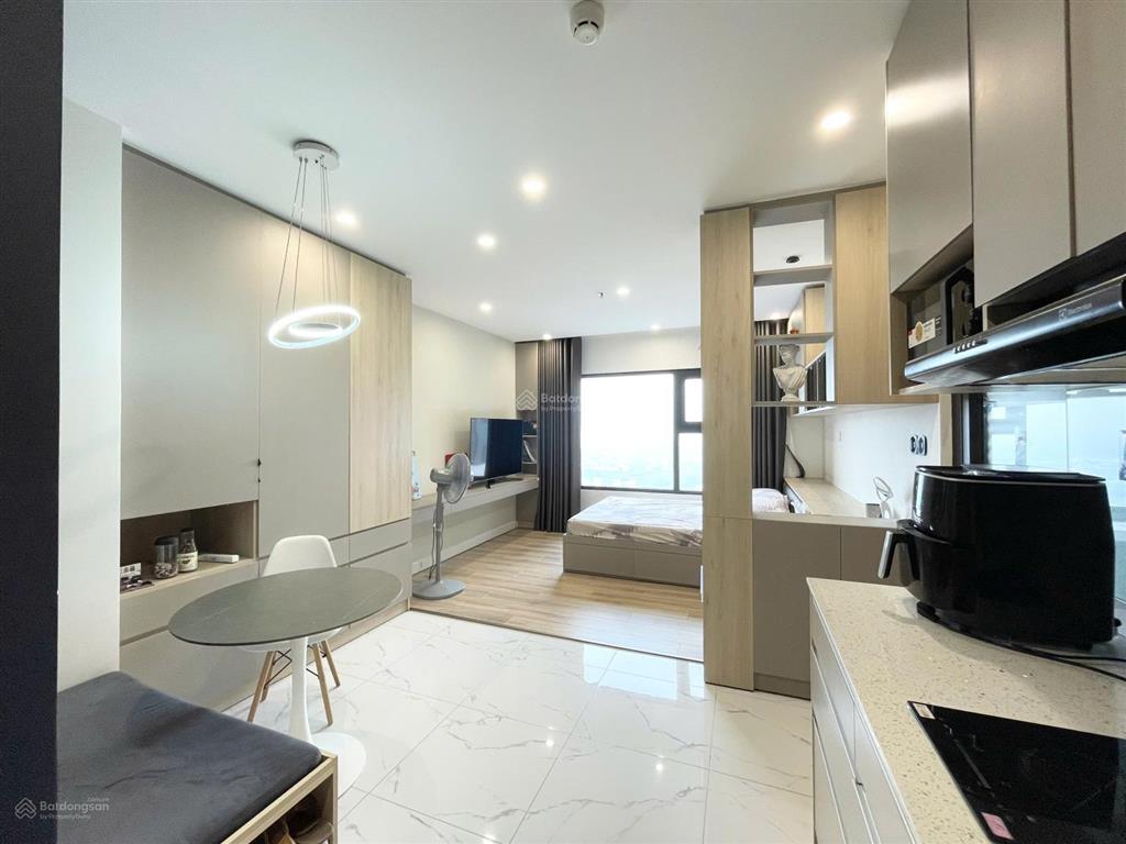 Bán studio diện tích lớn 37m2 phân khu mới | thanh khoản tốt  sẵn sổ hồng  giá bán 2,2 tỷ all in