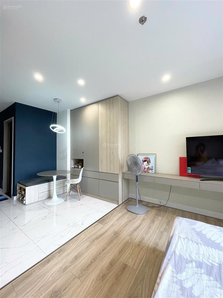 Bán studio diện tích lớn 37m2 phân khu mới | thanh khoản tốt  sẵn sổ hồng  giá bán 2,2 tỷ all in