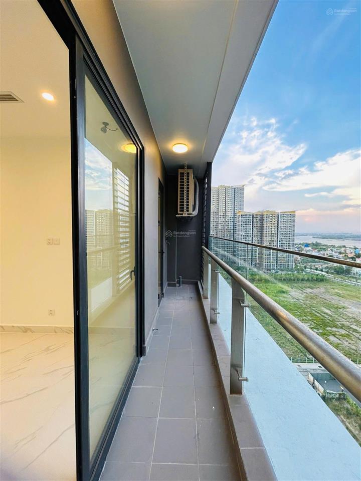 Cắt lỗ 1 tỷ  bán gấp 2pn căn góc 80m2 view nội khu, sông | sẵn hđ thuê 2 năm  giá 5,8 tỷ bao hết