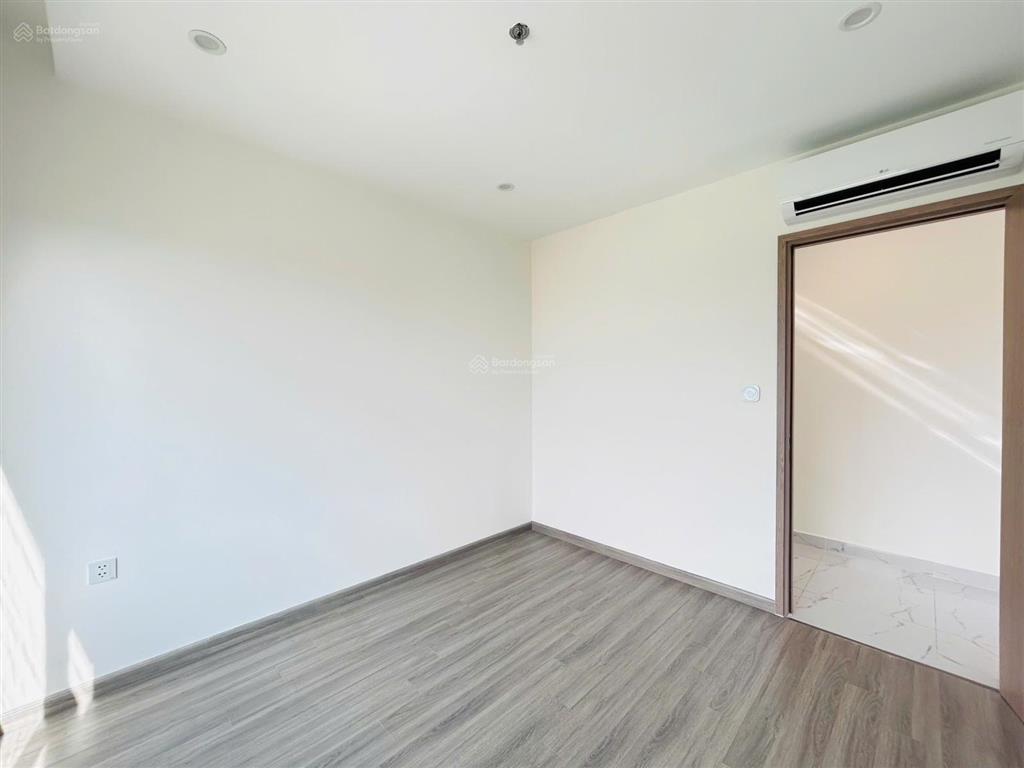 Ck 23,8% + 300tr gói nội thất, tt giãn 180 ngày bán căn 3pn dt 82m2 view sông giá chỉ 4,7 tỷ all in