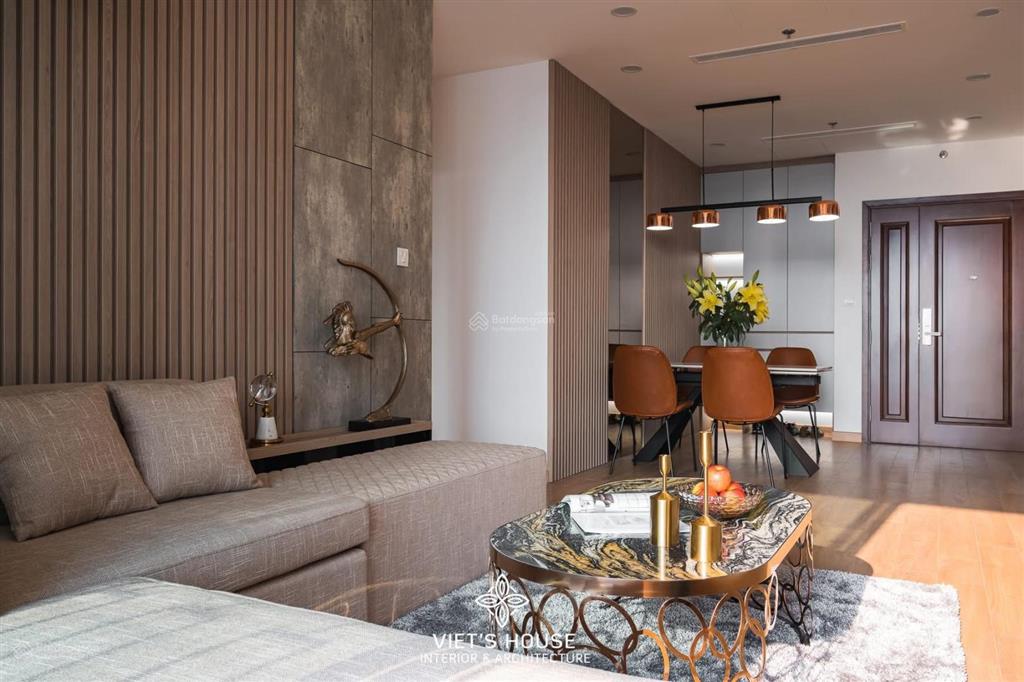 Chính chủ cần bán căn hộ 3pn dự án chung cư kosmo tây hồ tầng đẹp view hồ tây thoáng mát quanh năm