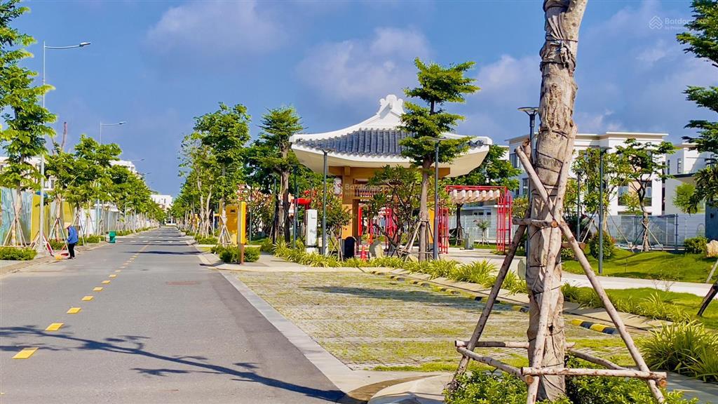 Nhà phố 2 mặt view (120m2  5,450 tỷ).  0961 575 ***