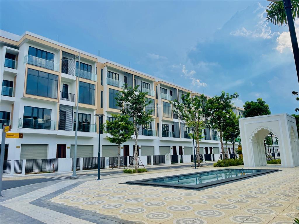 Nhà phố 2 mặt view (120m2  5,450 tỷ).  0961 575 ***