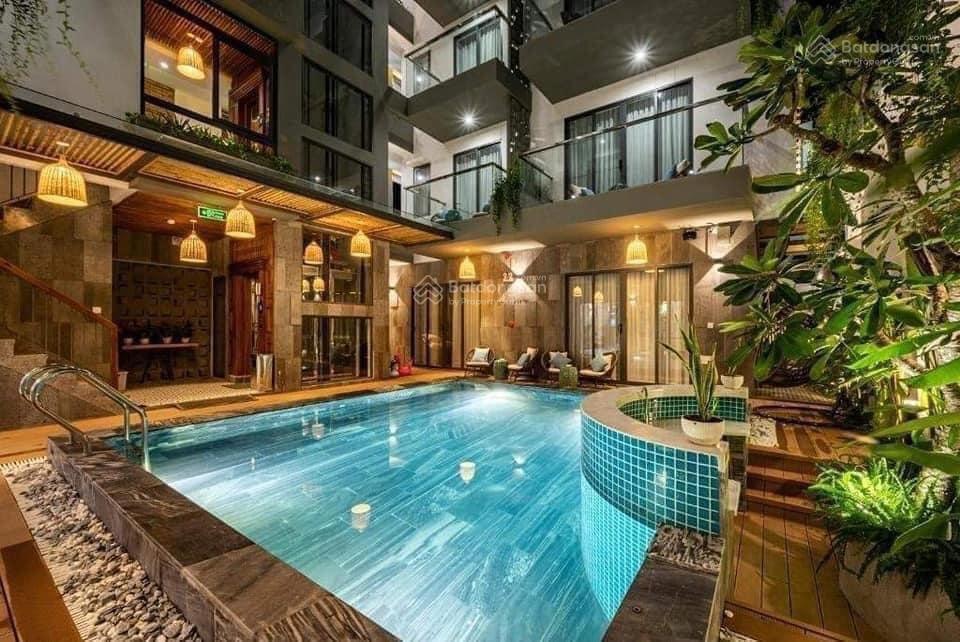 Bán lỗ căn khách sạn 7 tầng bãi tắm cột 5 8 hạ long giá 19,5 tỉ  0914 043 ***