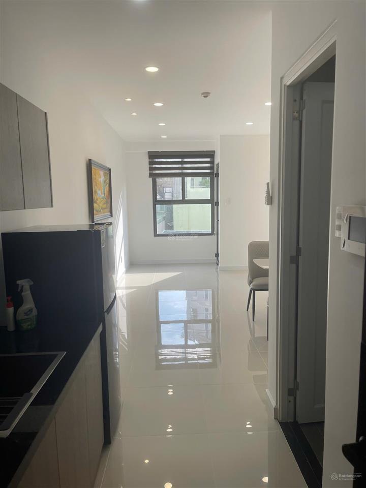 Bán chcc officetel kingston residence, sổ hồng, dt 26,2m2, 1wc, giá 2tỷ980,  0906 101 *** vinh