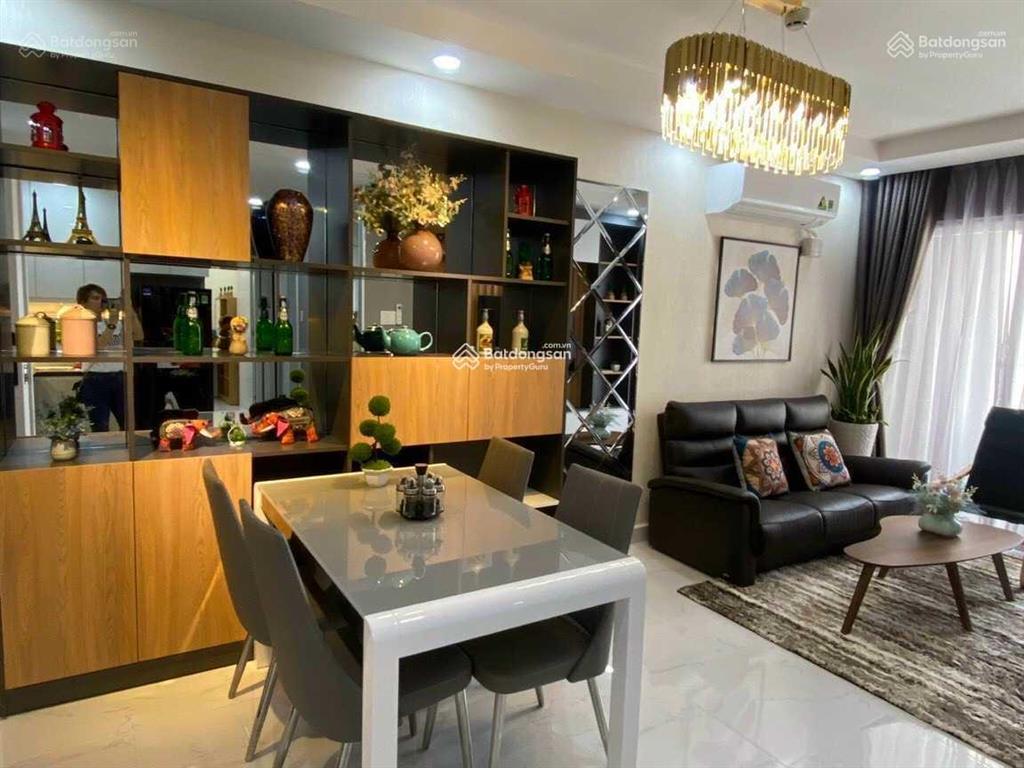 Bán chung cư newton, phú nhuận, dt 75m², 2pn, 2wc, giá 6 tỷ, để lại nt,  0906 101 *** vinh