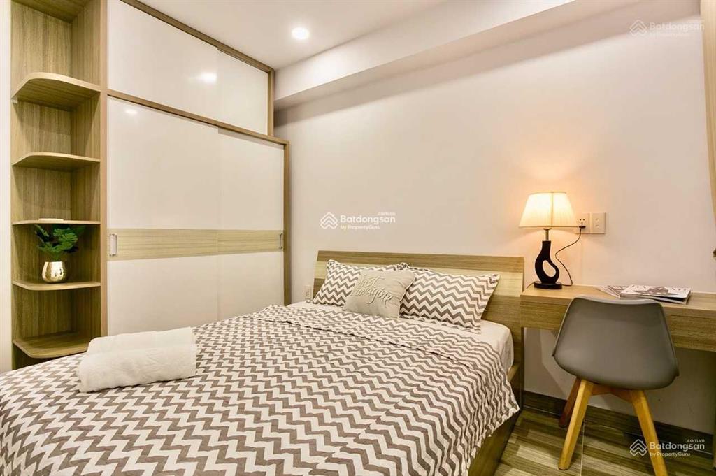 Cho thuê căn hộ cộng hòa garden, dt 75m2, 2pn, 2wc, giá 12 triệu,  0906 101 *** vinh