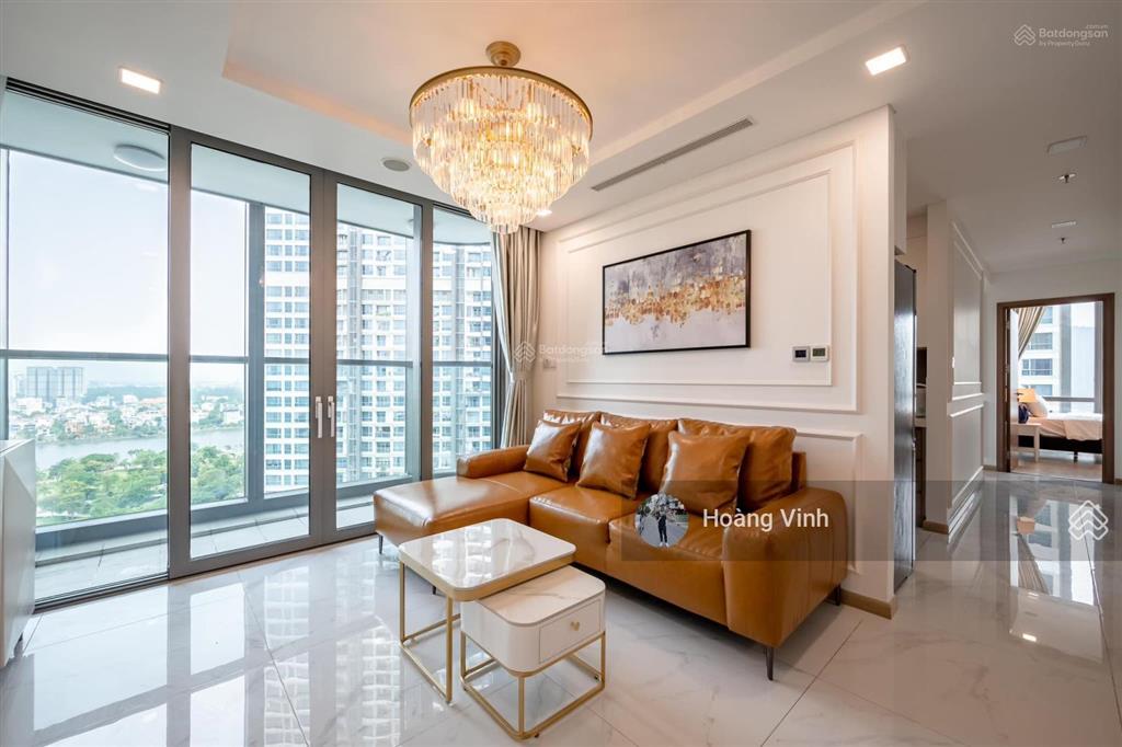 Bán căn hộ xi grand court  quận 10, dt 70m2, 2pn, 2wc, có sổ, giá 6.5 tỷ,  0906 101 ***8 vinh