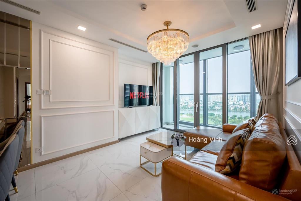 Bán căn hộ xi grand court  quận 10, dt 70m2, 2pn, 2wc, có sổ, giá 6.5 tỷ,  0906 101 ***8 vinh