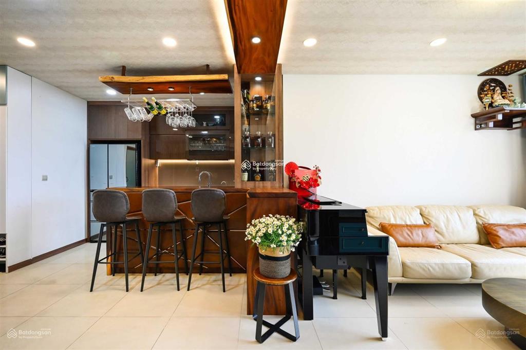 Cần cho thuê chung cư botanica premier, dt 50m2, 1pn, 1wc, nhà mới, giá 13tr,  0906 101 ***