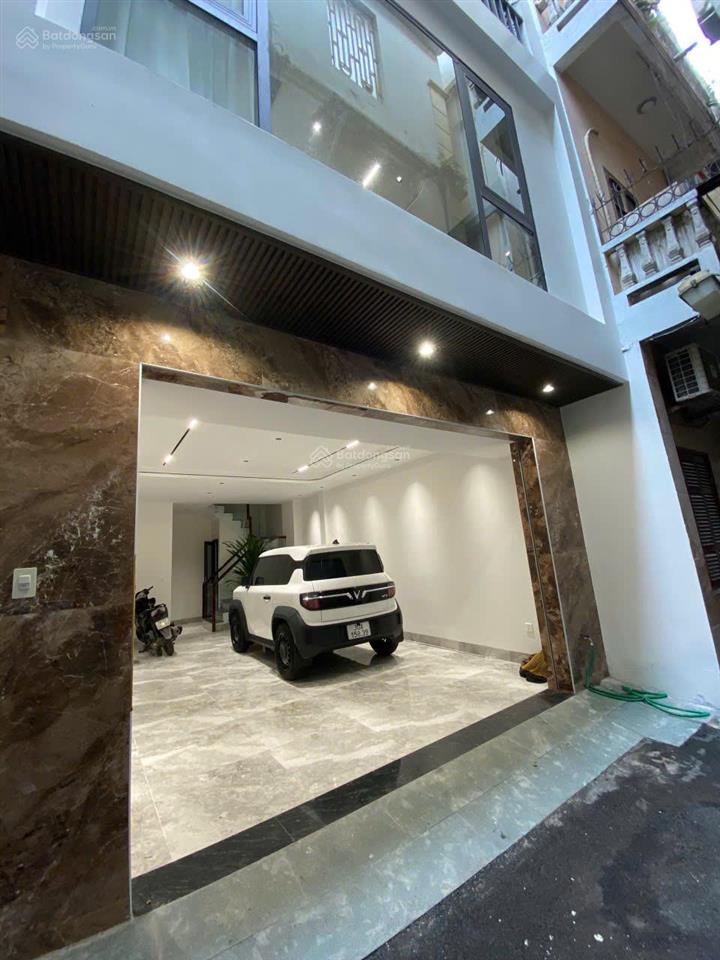 Cực hiếm! nhà 7 tầng thang máy nguyễn văn cừ  mặt tiền 5m  ô tô vào nhà