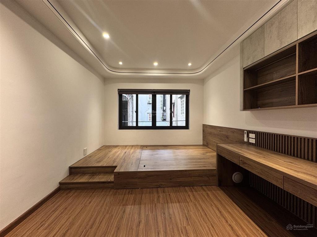 Siêu phẩm 7 tầng thang máy  sát phố ngọc thụy  view bbq đỉnh cao