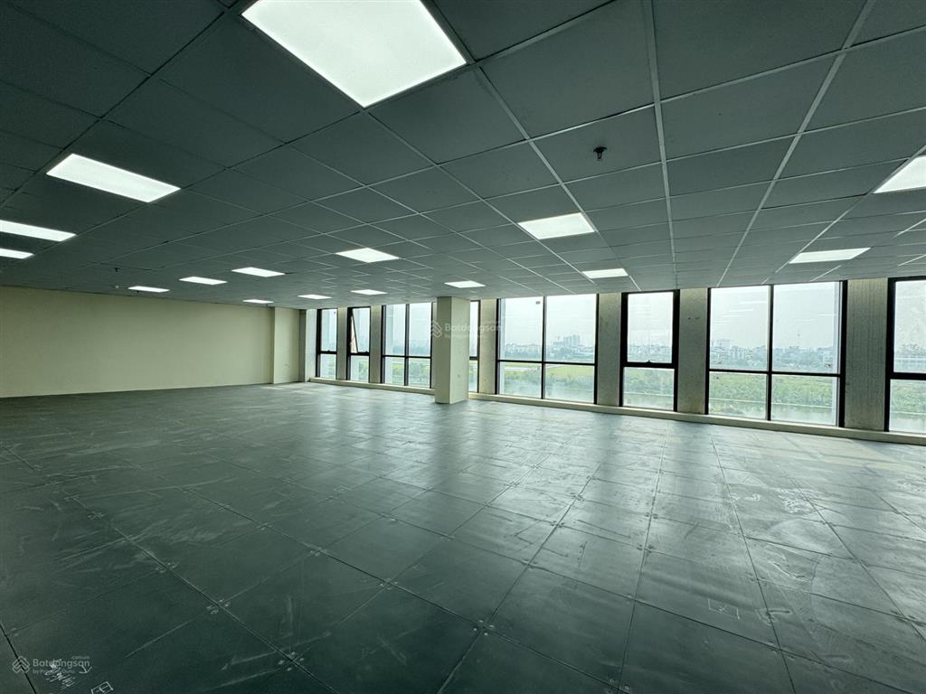 Bán tòa văn phòng đẹp long biên, 7 tầng thang máy mặt phố hồng tiến