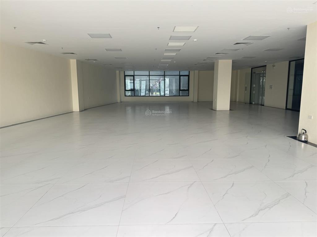 Bán tòa văn phòng đẹp long biên, 7 tầng thang máy mặt phố hồng tiến