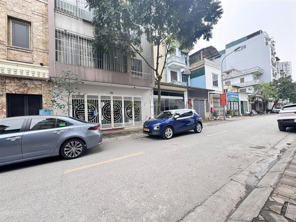 Nếu bạn đang tìm một tòa nhà mặt phố làm văn phòng, hai mặt tiền tại long biên, ib thúy nhé.