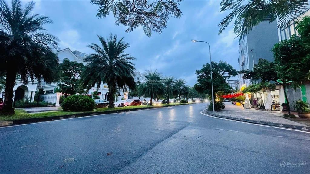 Giảm sốc 7 tỷ, chủ cần bán nhanh nhà mặt phố tại việt hưng, long biên, 21 tỷ vnd, 74m2, giá ưu đãi.