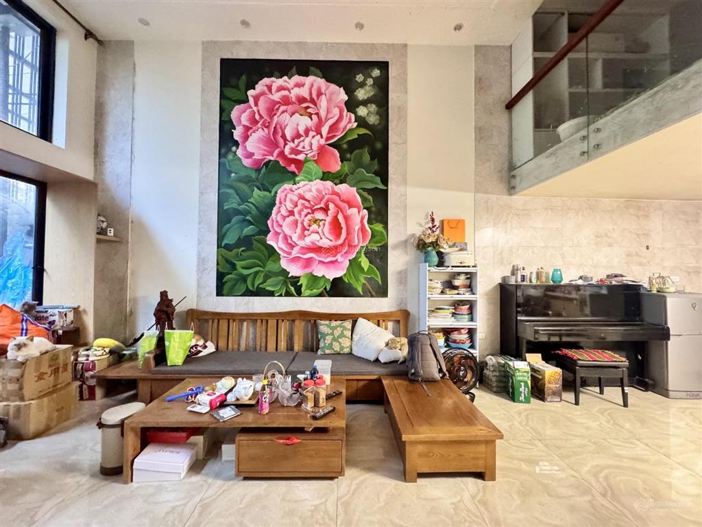 Bán nhà mặt phố ngọc lâm, 18,6 tỷ, 40m2, giá ưu đãi đẹp, kinh doanh sầm uất.