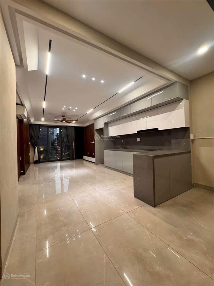 Bán nhà mặt tiền phố hồng tiến, 50m2, nhỉnh 13 tỷ, ngõ ô tô thông