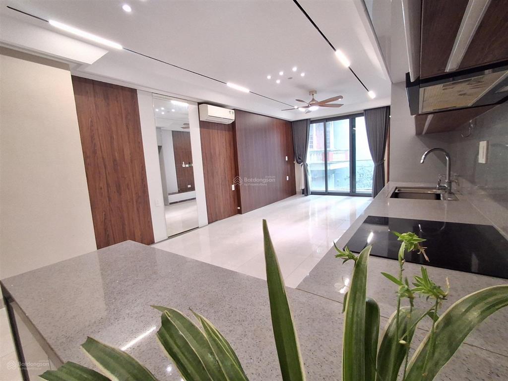 Bán nhà mặt tiền phố hồng tiến, 50m2, nhỉnh 13 tỷ, ngõ ô tô thông