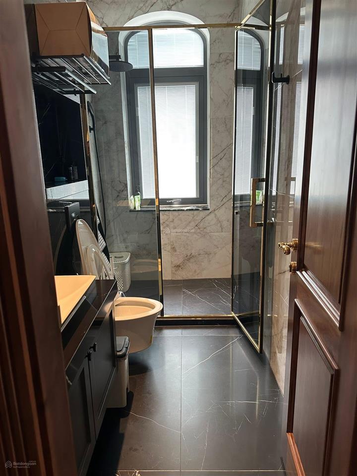 Giảm sốc 20 tỷ, cần bán nhanh căn biệt thự sài đồng, long biên, 180m2, giá siêu hời 46 tỷ