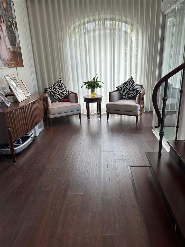 Giảm sốc 20 tỷ, cần bán nhanh căn biệt thự sài đồng, long biên, 180m2, giá siêu hời 46 tỷ