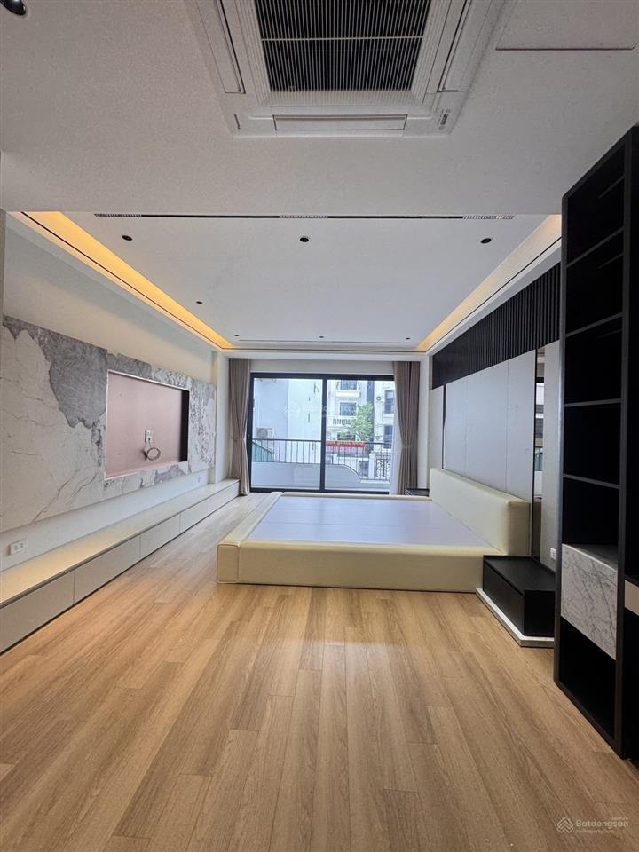 Bán nhà riêng tại tư đình, 17 tỷ, 75 m2, 4pn, 5wc, giá tốt!