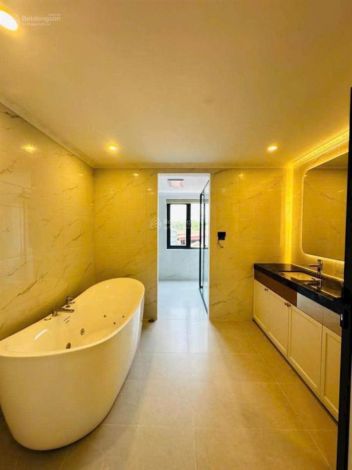 Bán nhà riêng tại nguyễn sơn, bồ đề, long biên, 34 tỷ, 90 m2, 7 tầng thang máy, chính chủ.