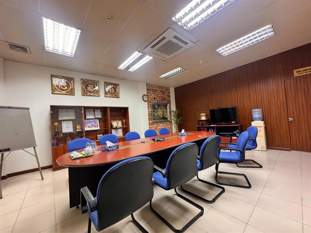 Bán nhà mặt phố thụy khuê, giá cực chất 73 tỷ, 183 m2, 3pn, 5wc, tây hồ, hà nội