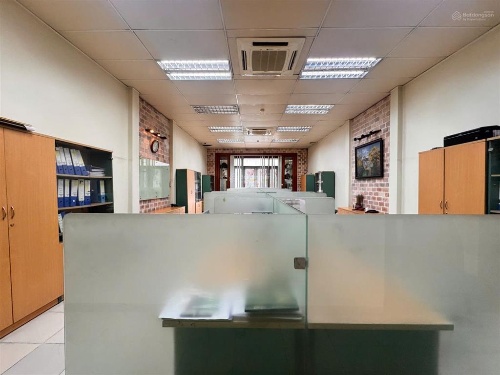 Bán nhà mặt phố thụy khuê, giá cực chất 73 tỷ, 183 m2, 3pn, 5wc, tây hồ, hà nội
