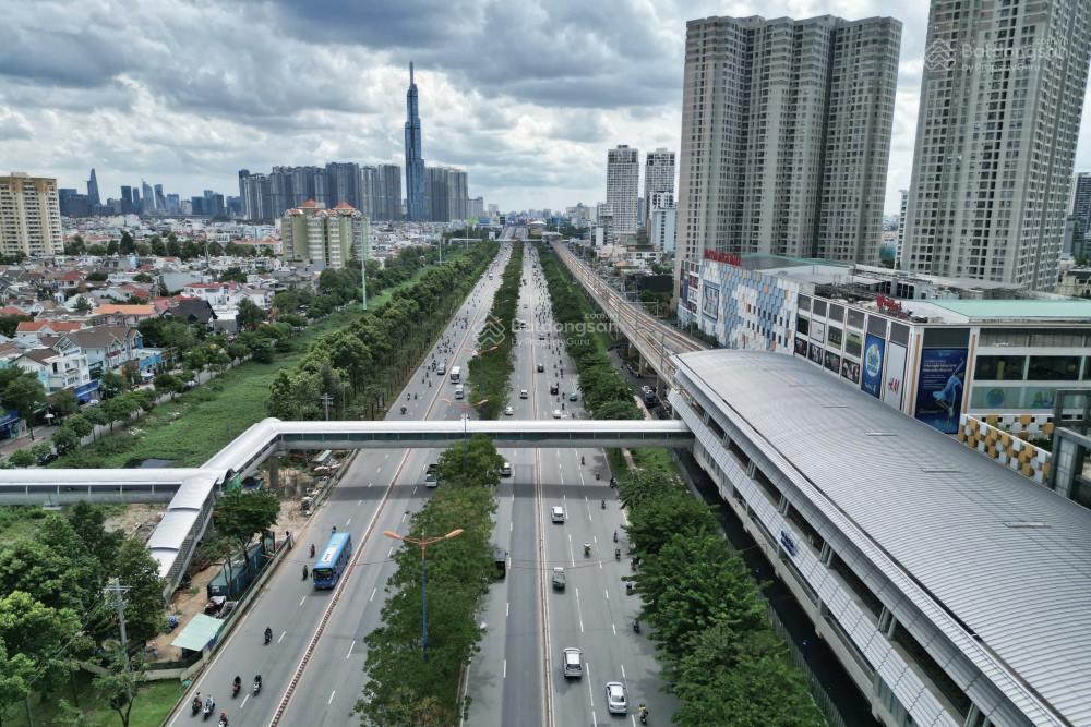 Góc 2 mặt tiền xa lộ hà nội  vành đai 2, diện tích 1600m2 vuông vức, quy hoạch cao 25 tầng