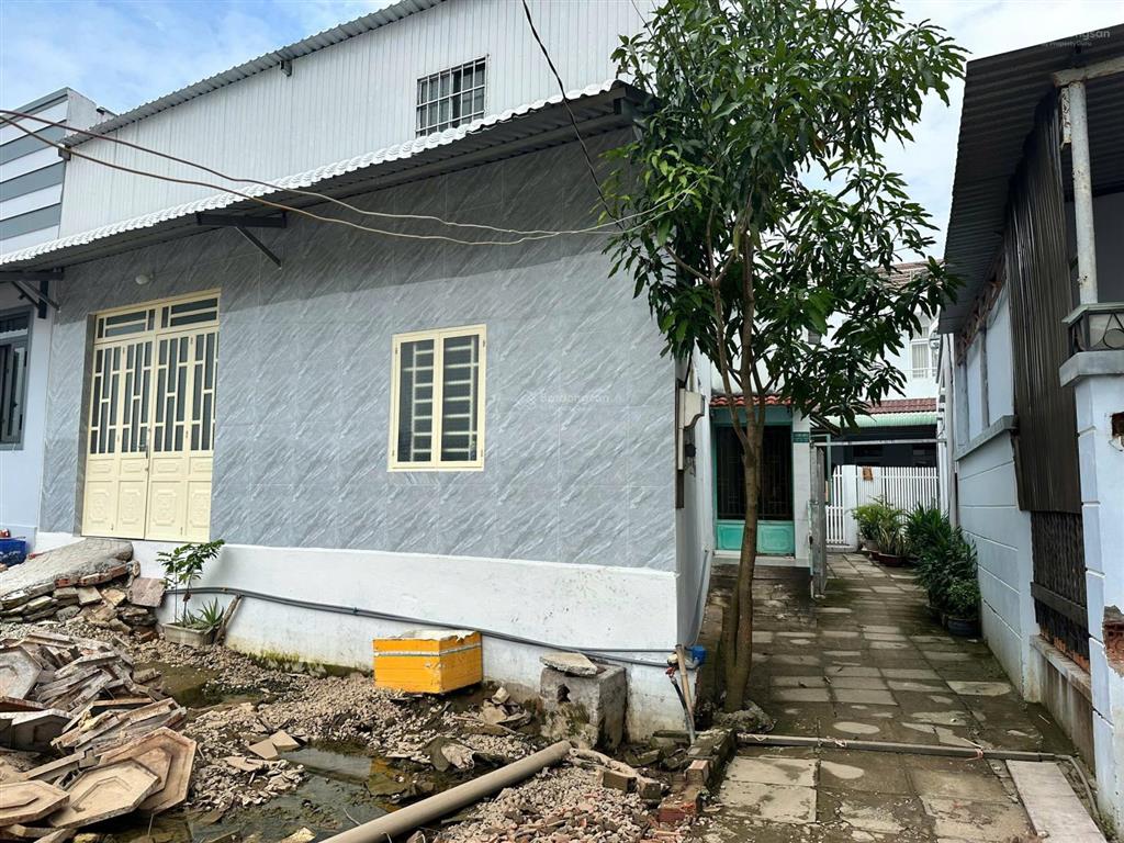 Bán nhà mặt tiền ven sông nhà bè (sổ sẵn) 6x11m giá 2,5 tỷ