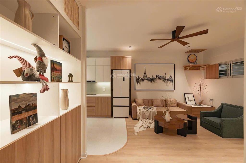 Chính chủ bán chung cư hà đông, 68 m2, 2 ngủ 2 wc, phòng khách rộng, nội thất xịn, sổ đỏ, 4.76 tỷ