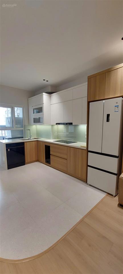 Chính chủ bán chung cư hà đông, 68 m2, 2 ngủ 2 wc, phòng khách rộng, nội thất xịn, sổ đỏ, 4.76 tỷ