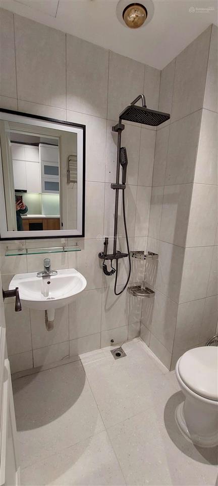 Chính chủ bán chung cư hà đông, 68 m2, 2 ngủ 2 wc, phòng khách rộng, nội thất xịn, sổ đỏ, 4.76 tỷ