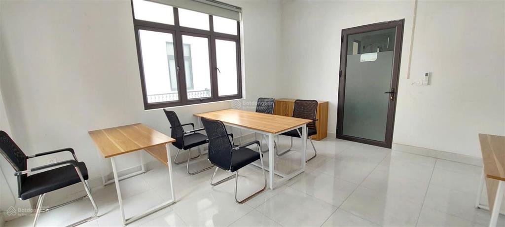 Cho thuê chỗ ngồi linh hoạt/chỗ ngồi cố định, văn phòng chia sẻ, giá trọn gói chỉ 1.700.000 đ