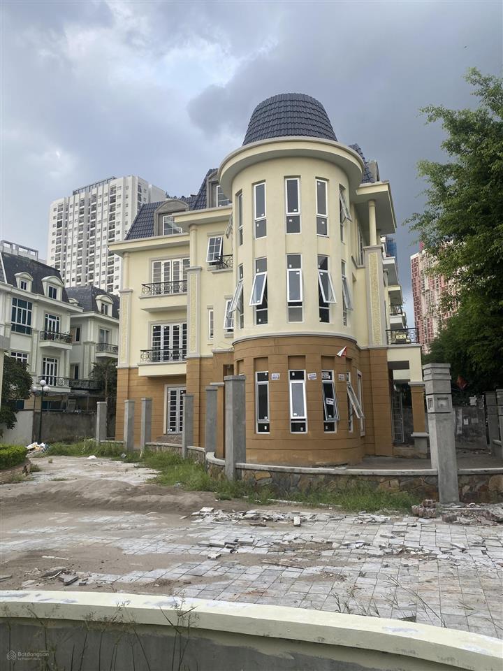 Lô góc bt an khang 220m2 giá nhỉnh 50 tỉ