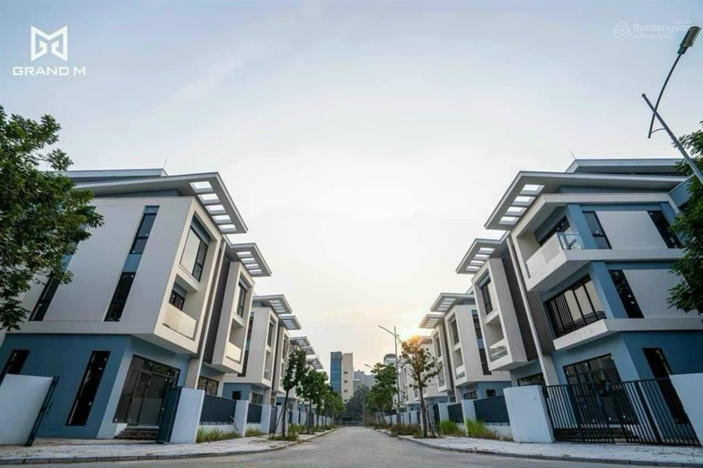 Cắt lỗ biệt thự an quý 198m2 đã có sổ, rẻ hơn hàng cđt 10 tỷ đồng!!