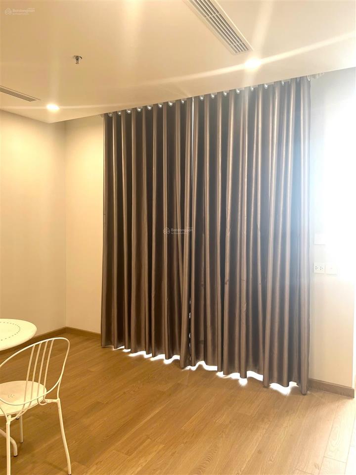 Cần bán căn góc 3pn 96m2, a1x.05, tầng trung, view đẹp. giá tốt!!!
