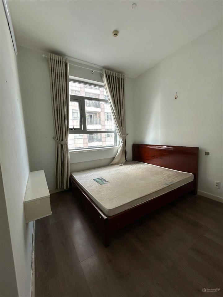 Cần bán căn hộ luxcity quận 7, 68m2, 2pn, 2wc, giá siêu rẻ