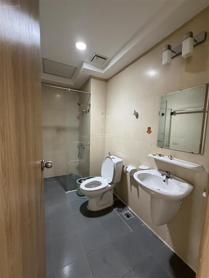 Cần cho thuê căn hộ cosmo quận 7. 78m², 2pn, 1wc. giá tốt