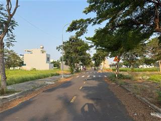 Nền ngộp kdc sg riverpark 86m2