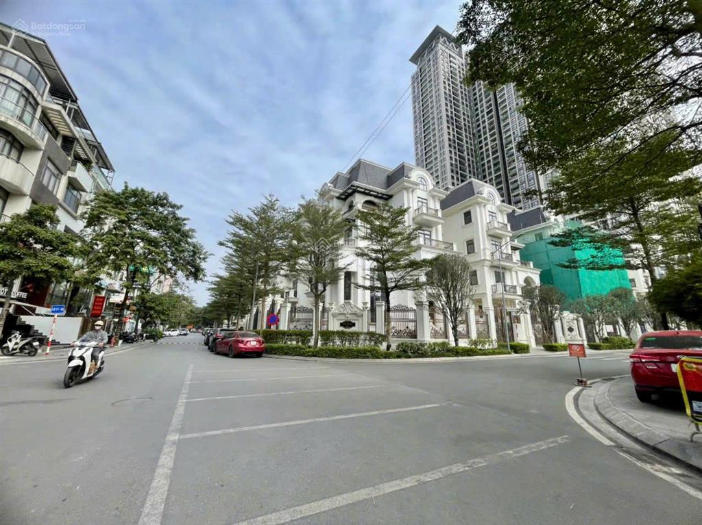 Bán căn biệt thự đơn lập mộc hương 267m2 nằm trong quần thể cao cấp the zei mỹ đình lê đức thọ