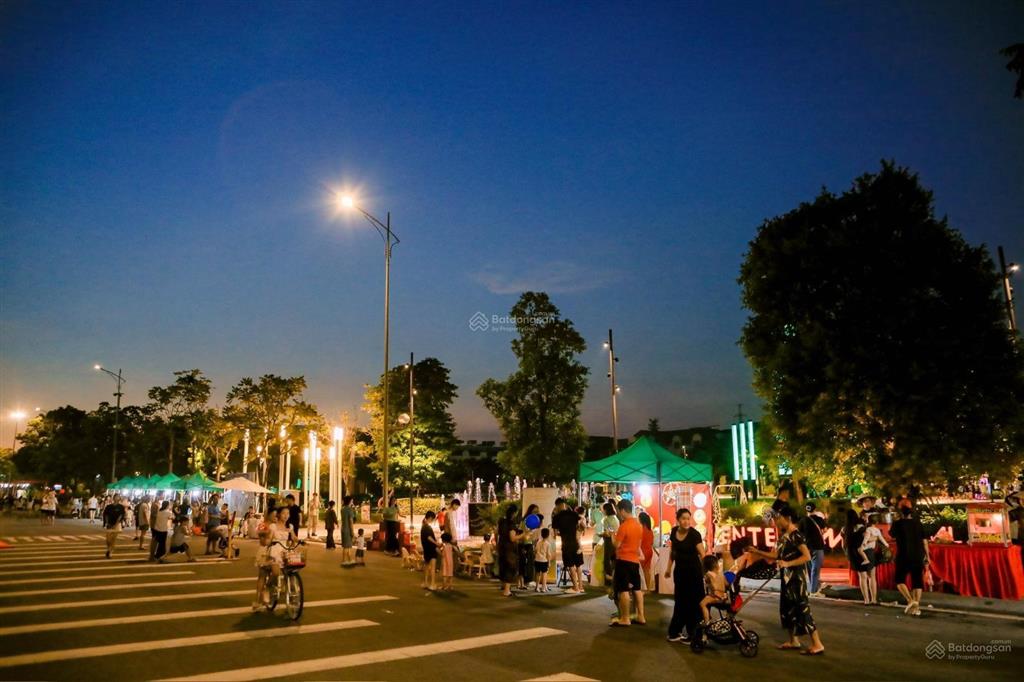 4,5 tỷ căn 2pn 68m2 chung cư moonlight 1 kđt an lac green symphony, hướng đông nam full nội thất