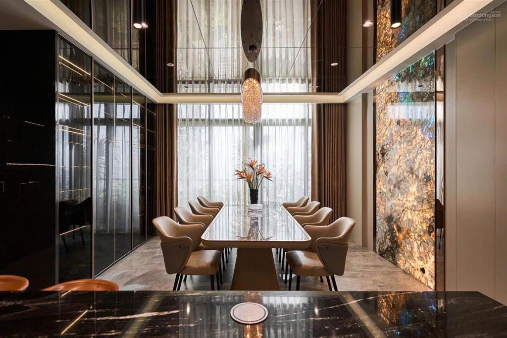 Bán penthouse 258m2 chung cư the zei mỹ đình, nội thất modern luxury, view ngắm hoàng hôn