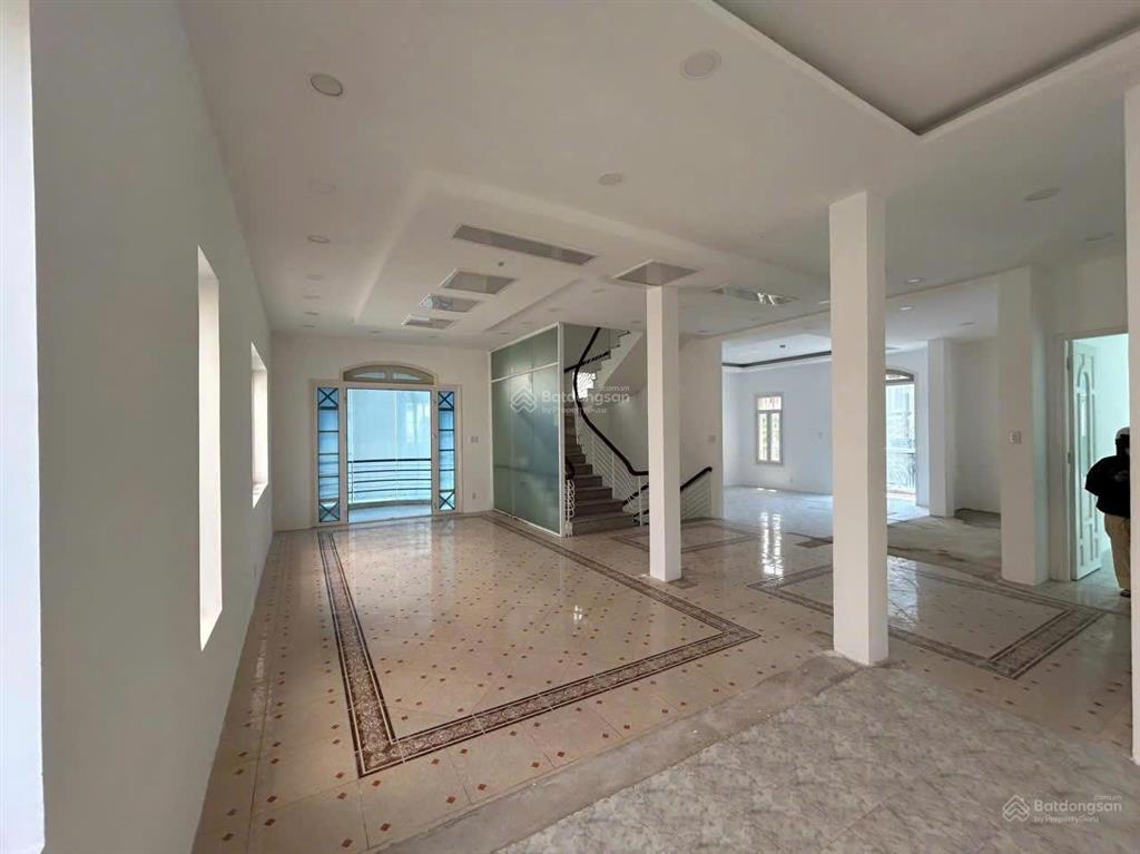 Cho thuê nhà mặt tiền đường số 22, phường an khánh, quận 2 diện tích 15,5x16,25m hầm trệt 2 lầu